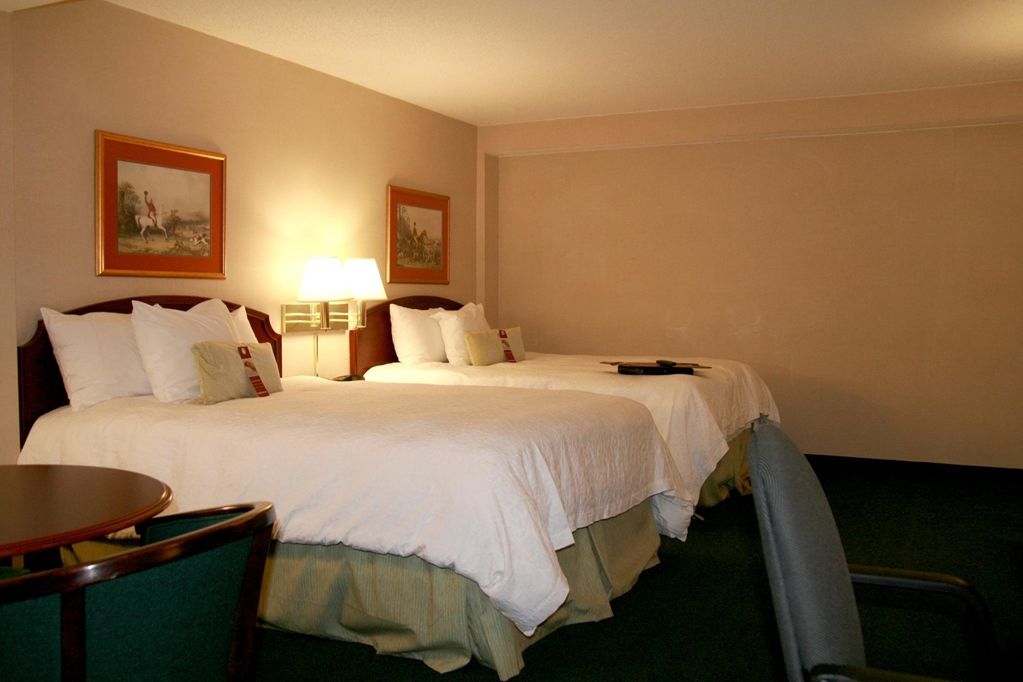 Hampton Inn & Suites Florence Center Habitación foto